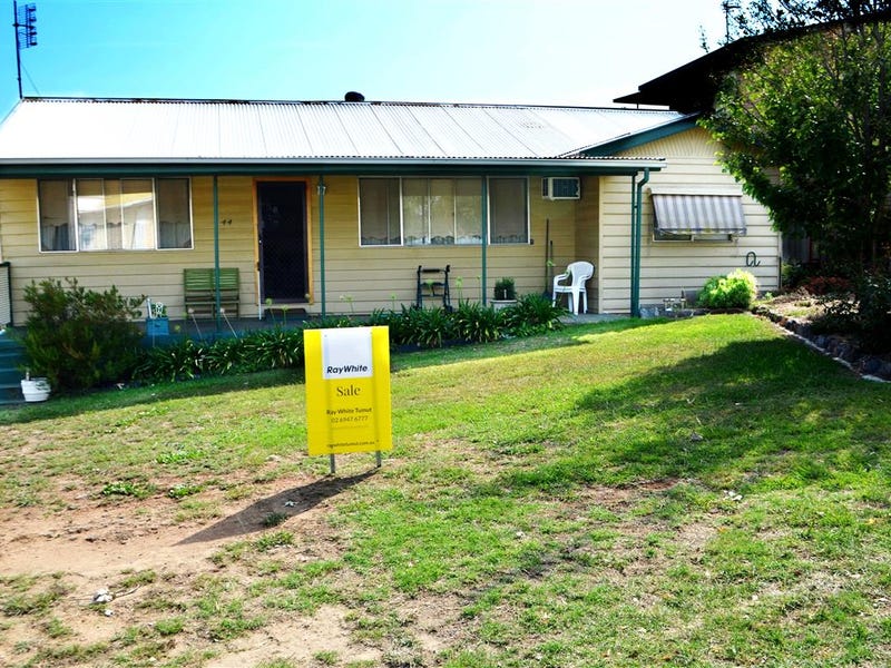 44 Lockhart Street, Adelong, NSW 2729