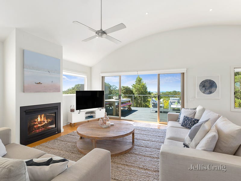 30 Seaview Street, Blairgowrie, VIC 3942