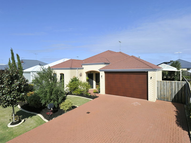 76 Seascapes Boulevard, Halls Head, WA 6210