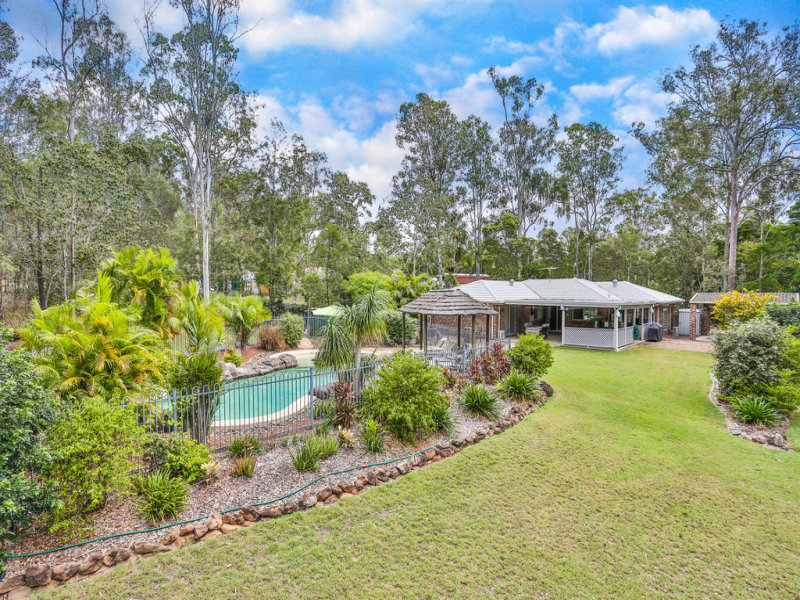 17 Blenheim Court, Munruben, QLD 4125