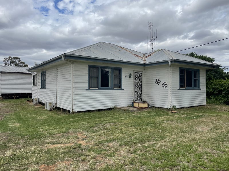 42 Corcoran Street, Berrigan, NSW 2712