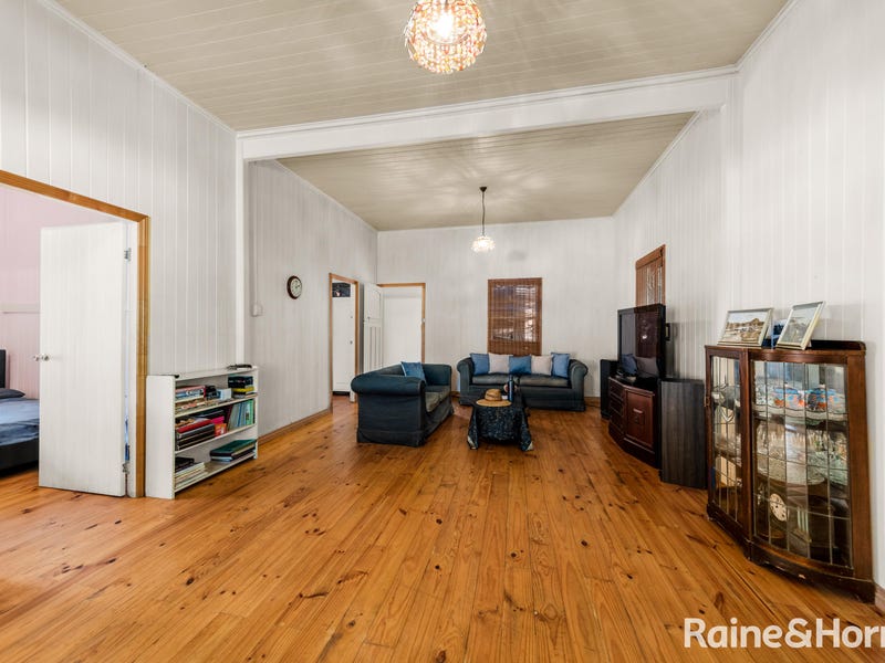 6 Street, Cooran, Qld 4569 House for Sale