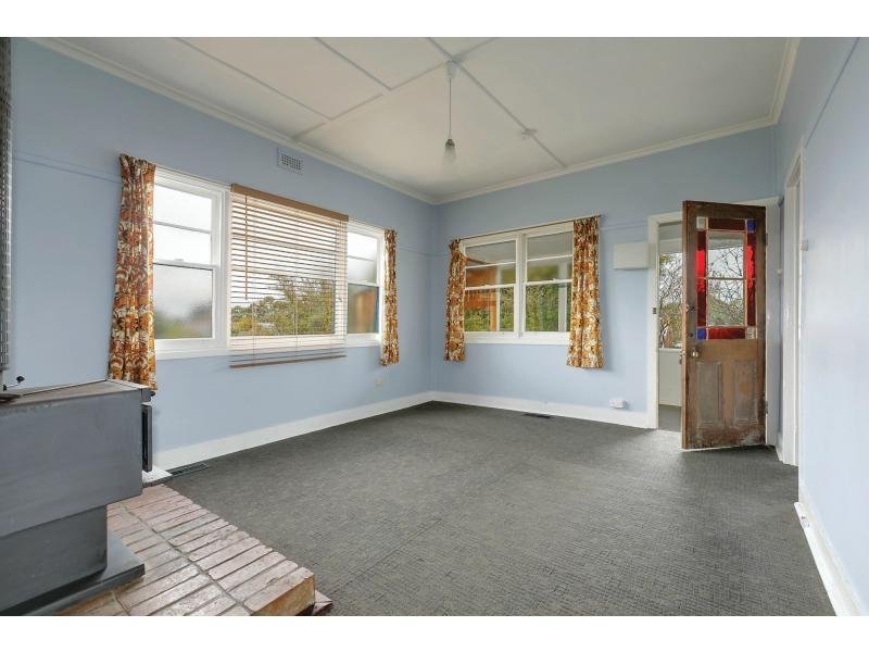 7 Stanbridge Street, Daylesford, Vic 3460 Property Details