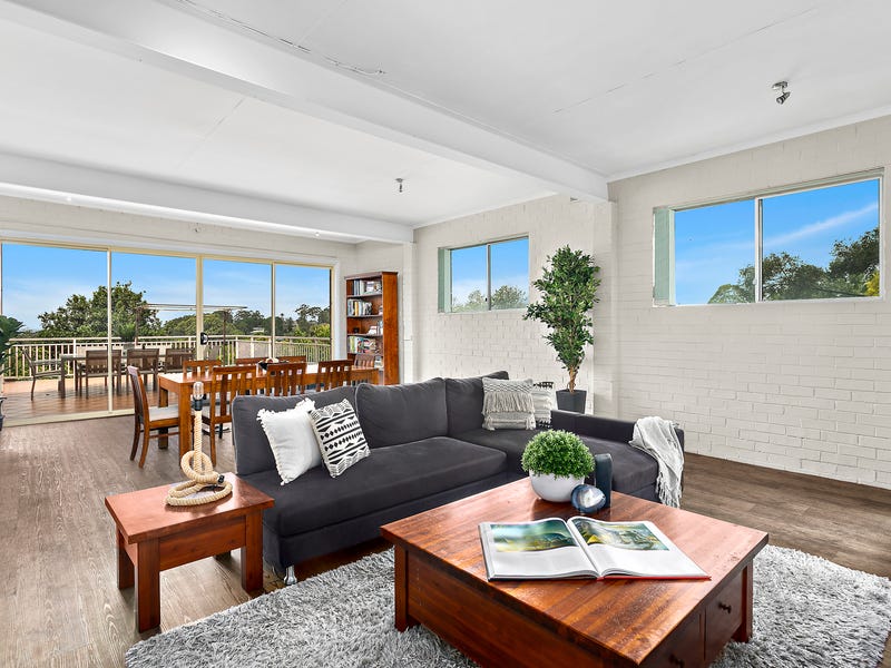 9 Sunninghill Circuit, Mount Ousley, NSW 2519