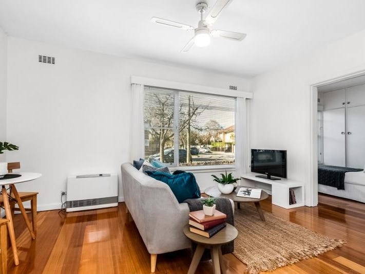 2/2A Avoca Avenue, Elwood, VIC 3184