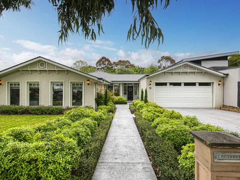 12 Elgin Street, Berwick, Vic 3806 Property Details