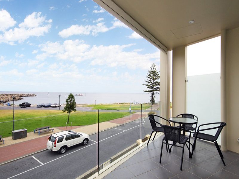 5/1 North Esplanade, Glenelg, SA 5045 Property Details