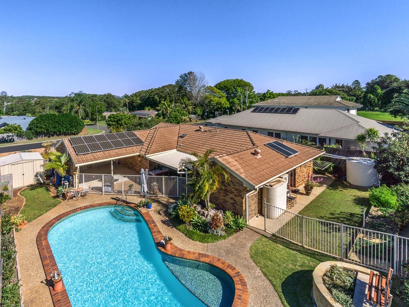 Houses for Sale in Carseldine, QLD 4034