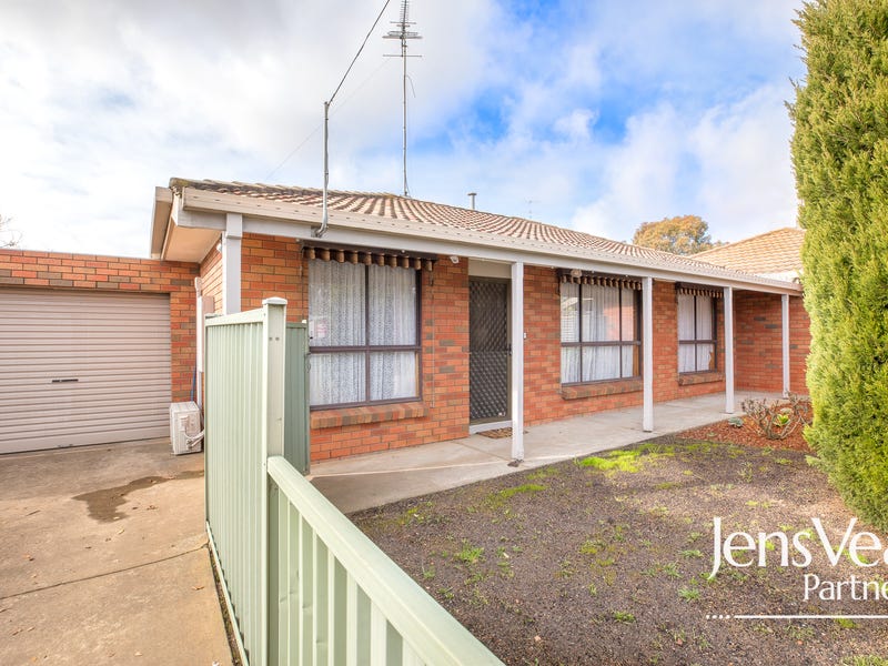 3/51 Cromwell Street, Sebastopol, Vic 3356 Property Details