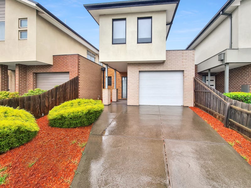 8 Rowland Drive, Point Cook, VIC 3030