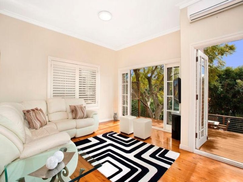 17 Armstrong Street, Willoughby, NSW 2068 Property Details