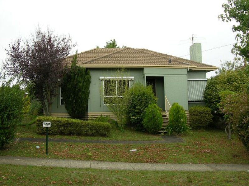 42 Latrobe Street, Warragul, Vic 3820 Property Details