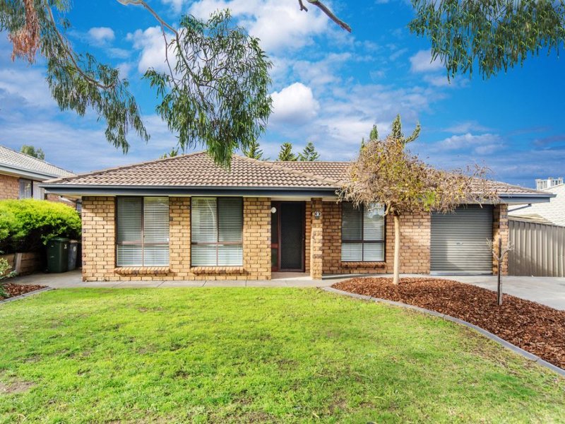 9 Banks Road, Woodcroft, SA 5162 Property Details