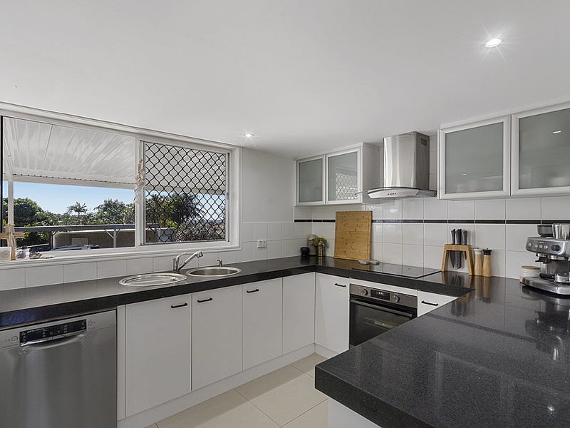 9 Jindabyne Court, Highland Park, QLD 4211