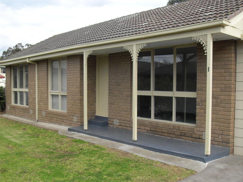 1/9 MACMEIKAN, Whittlesea, Vic 3757 Property Details