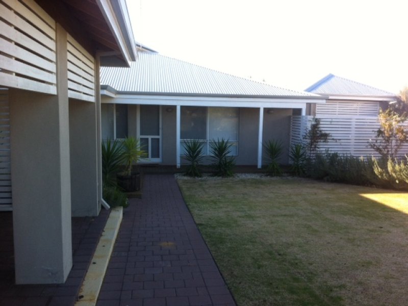 2B Flight Street, Falcon, WA 6210