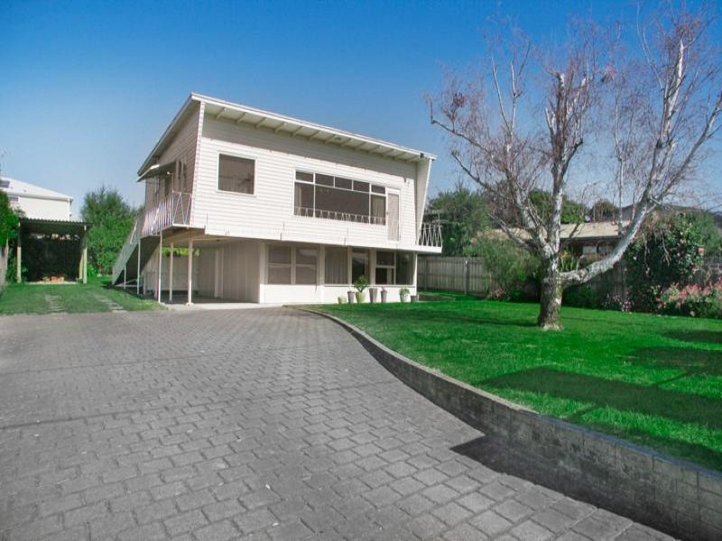 24 Walpole Avenue, Indented Head, VIC 3223