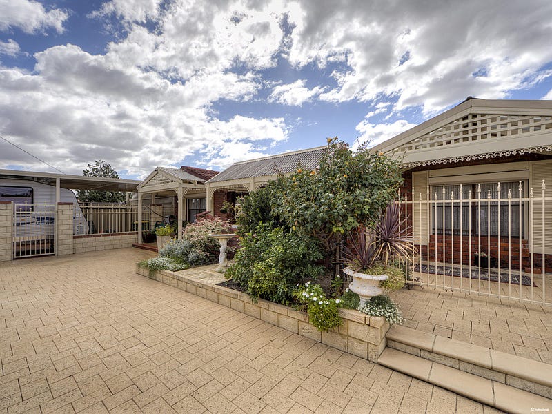 33 Dawson Avenue, Forrestfield, WA 6058 Property Details