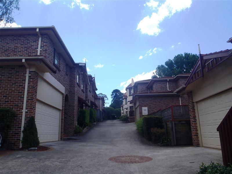 11 Wyoming Avenue, Oatlands, NSW 2117