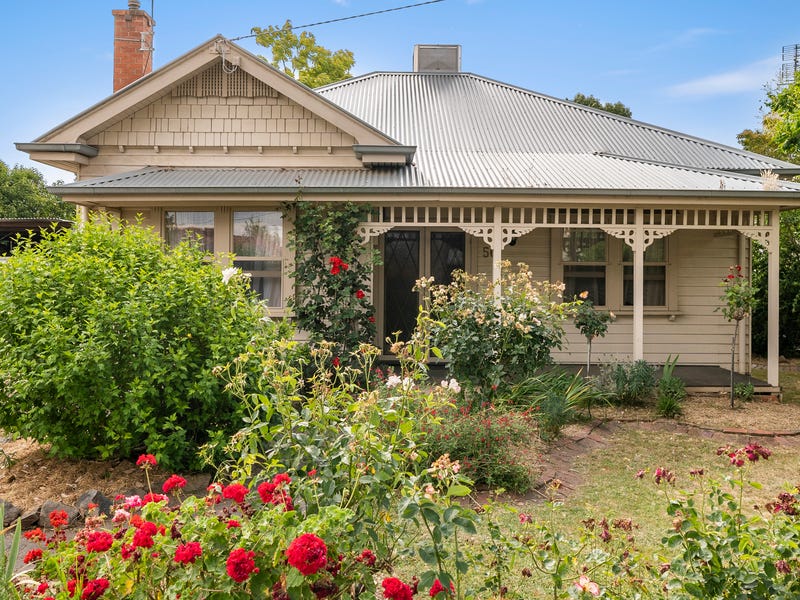 56 Charles Street, Benalla, VIC 3672