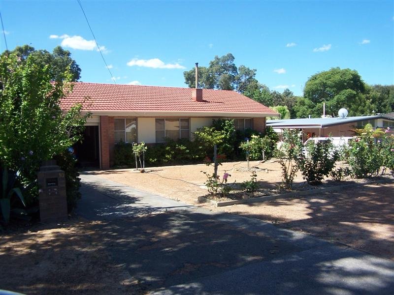 10 Corella St, Lesmurdie, WA 6076 Property Details