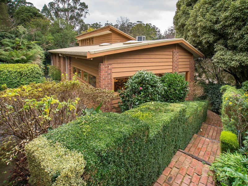 13 One Tree Hill Road, Ferny Creek, VIC 3786