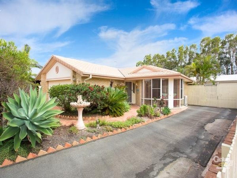 70 Carpenter Way, Sandstone Point, QLD 4511