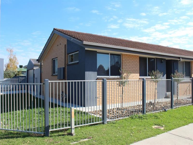 1/460 Douglas Road, Lavington, NSW 2641