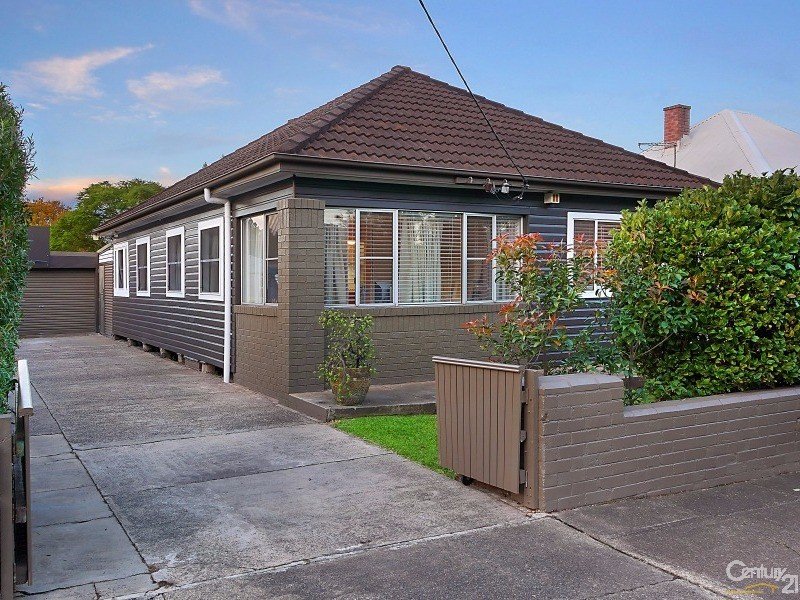 27 Irelands Avenue, Mayfield, NSW 2304