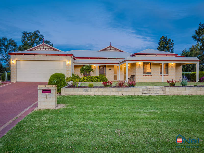 1 Sharach Retreat, Hilbert, WA 6112 Property Details