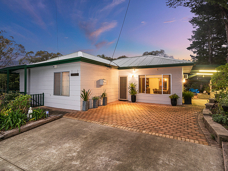 24 Honeysuckle Grove, Bridgewater, SA 5155 Property Details