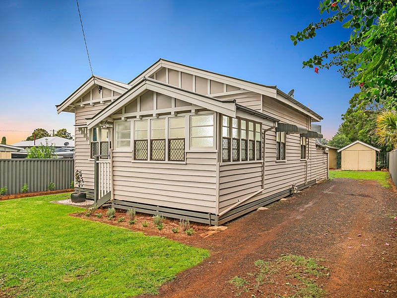 2 Bernard Street, Newtown, QLD 4350