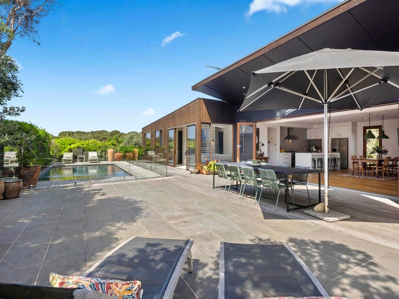 11 Dorothy Street, Rye, Vic 3941 Property Details