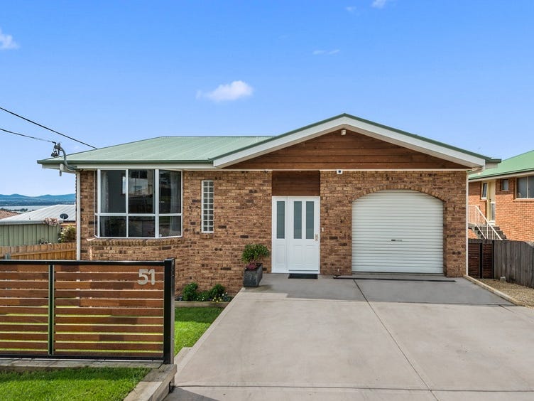 51 Ashbourne Grove, West Moonah, TAS 7009