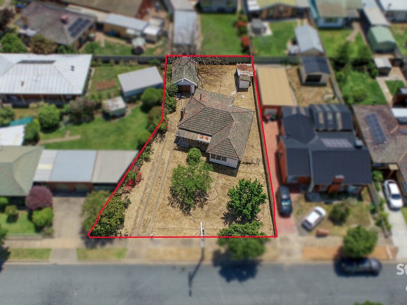 1 Oak Street, Shepparton, Vic 3630 Property Details