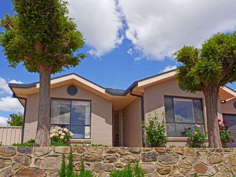 48 Branson Street, Dunlop, ACT 2615 House for Sale