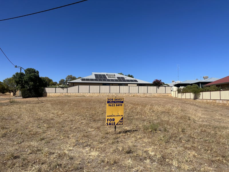 8 Woodley Farm Drive, Northam, WA 6401