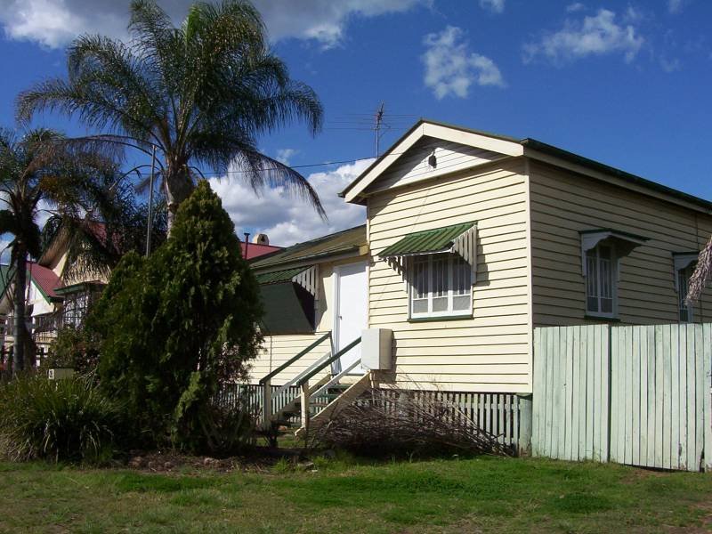 12 Glendon Street, Kingaroy, QLD 4610