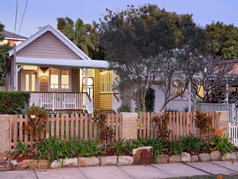17 Eric Street, Freshwater, NSW 2096 Property Details