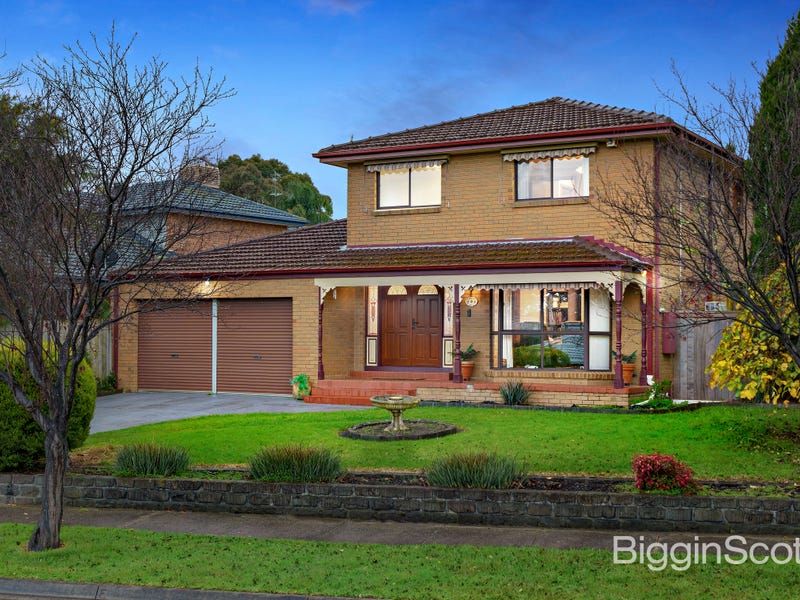 4 Clondara Drive, Rowville, Vic 3178 House for Sale