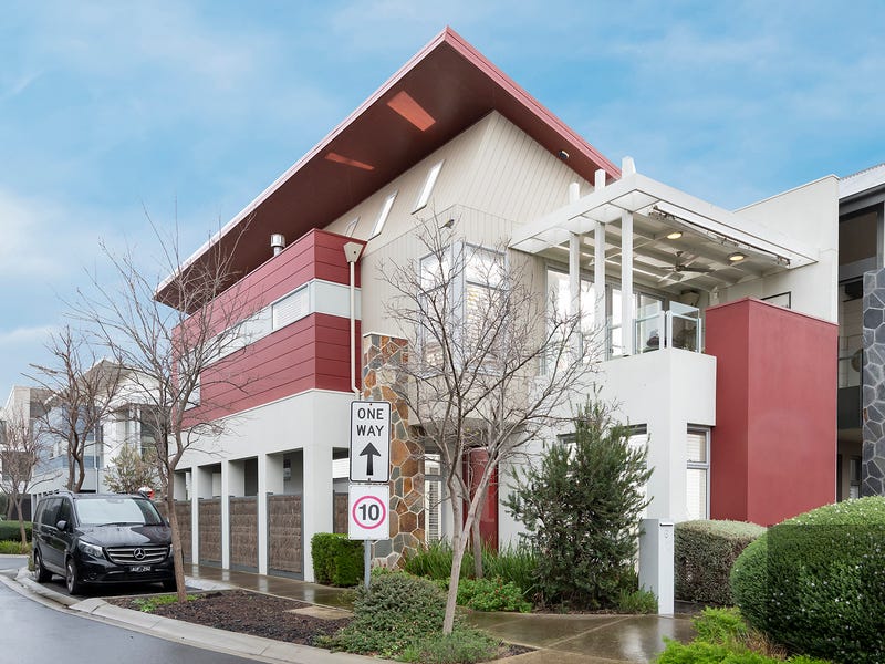 6 Sunset Drive, Williamstown, Vic 3016 Property Details