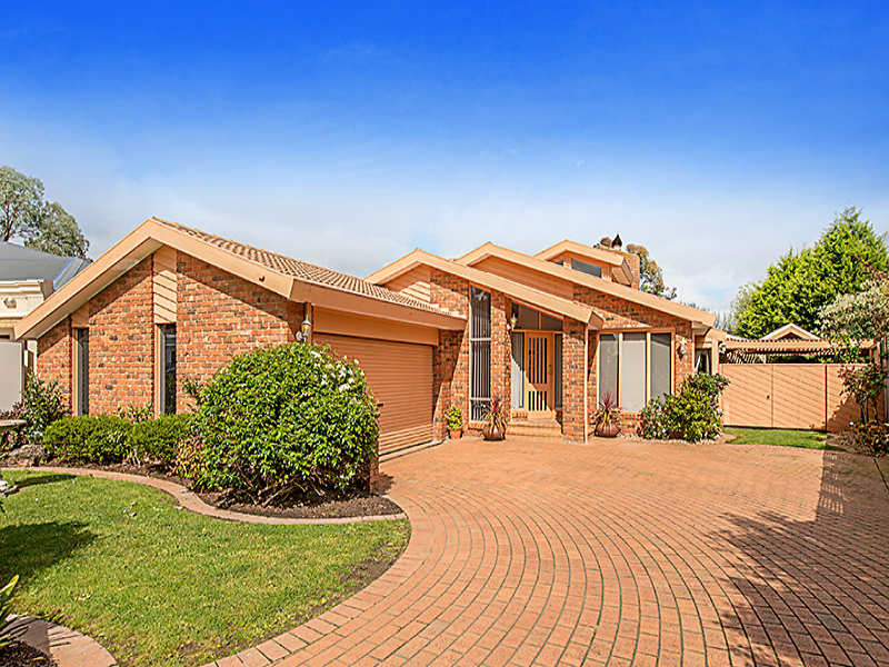 15 Kavanagh Court, Rowville, Vic 3178 Property Details