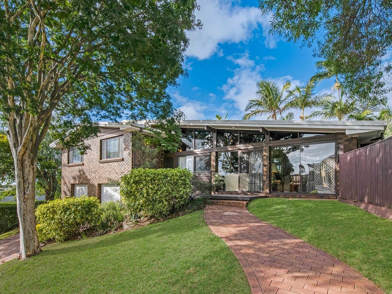 2 Davina Street, Tarragindi, Qld 4121 Property Details