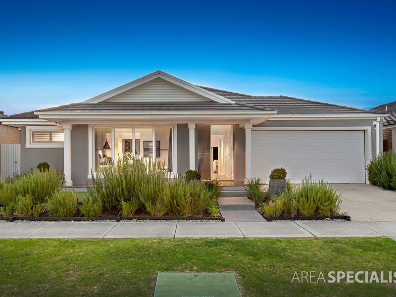 13 Murphy Street, Clyde North, VIC 3978