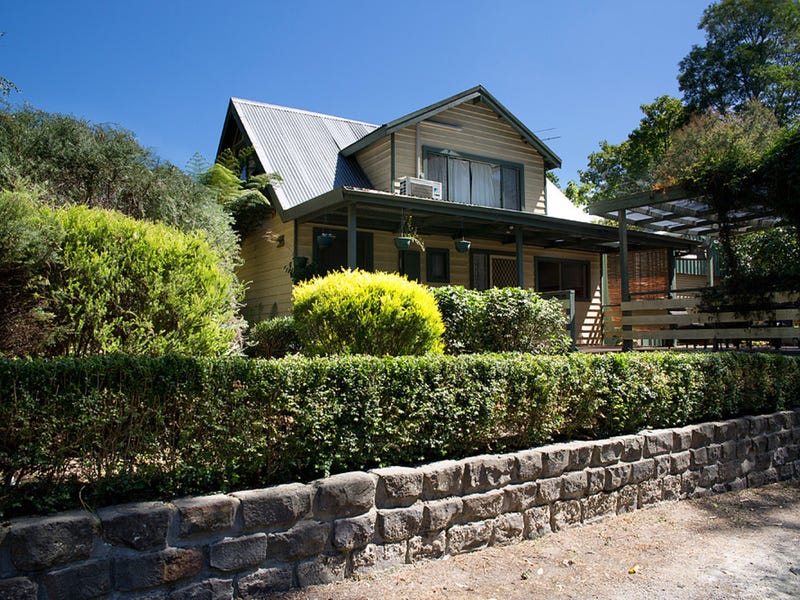 6 Carawa Street, Cockatoo, VIC 3781 - realestate.com.au