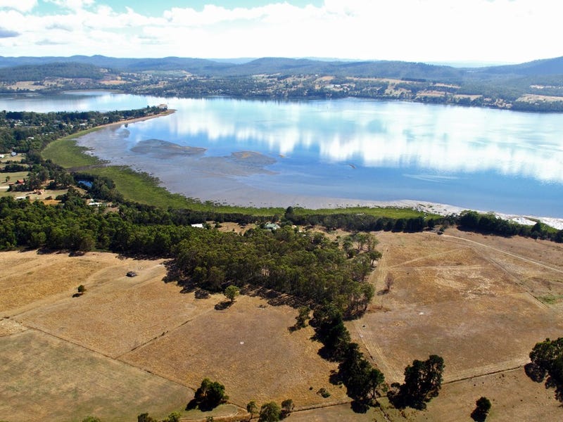 51 Calverts Lane, Gravelly Beach, TAS 7276