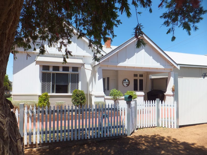 115 Federal Street Narrogin Wa 6312 Realestate Com Au