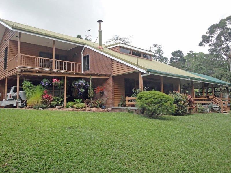 22 Winfield Road, Lake Eacham, QLD 4884