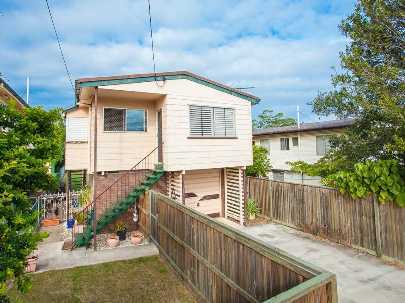 212 Victoria Avenue, Margate, Qld 4019 Property Details