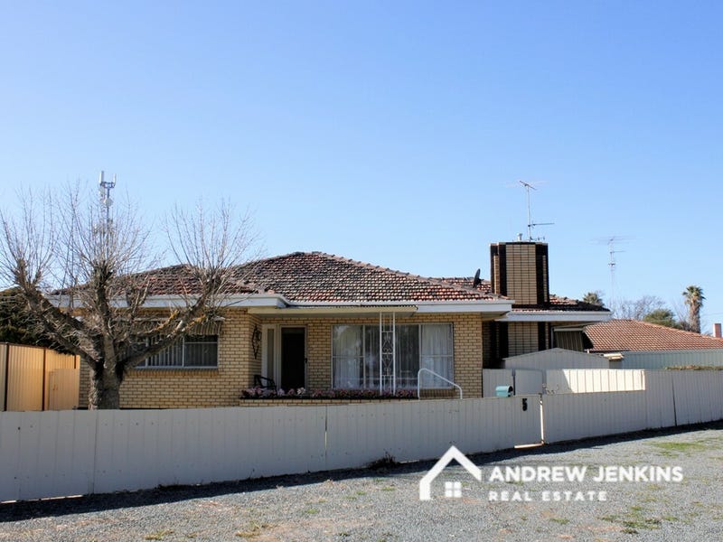 5 Murray Valley Hwy, Cobram, Vic 3644 Property Details